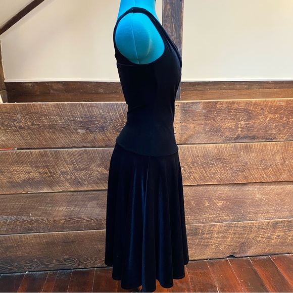 Vintage Velvet Drop Waisted Cocktail Dress w Rockabilly 50’s Bombshell Goth Vibe - Picture 5 of 12